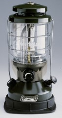 COLEMAN Northstar™ Benzinlampe für den Einsatz in Basecamps, oder bei Expeditionen 220 Watt, Zündung elektrisch